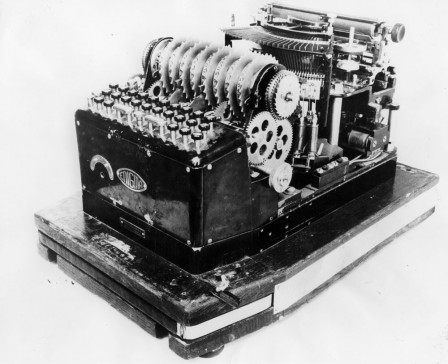 Machine Enigma H